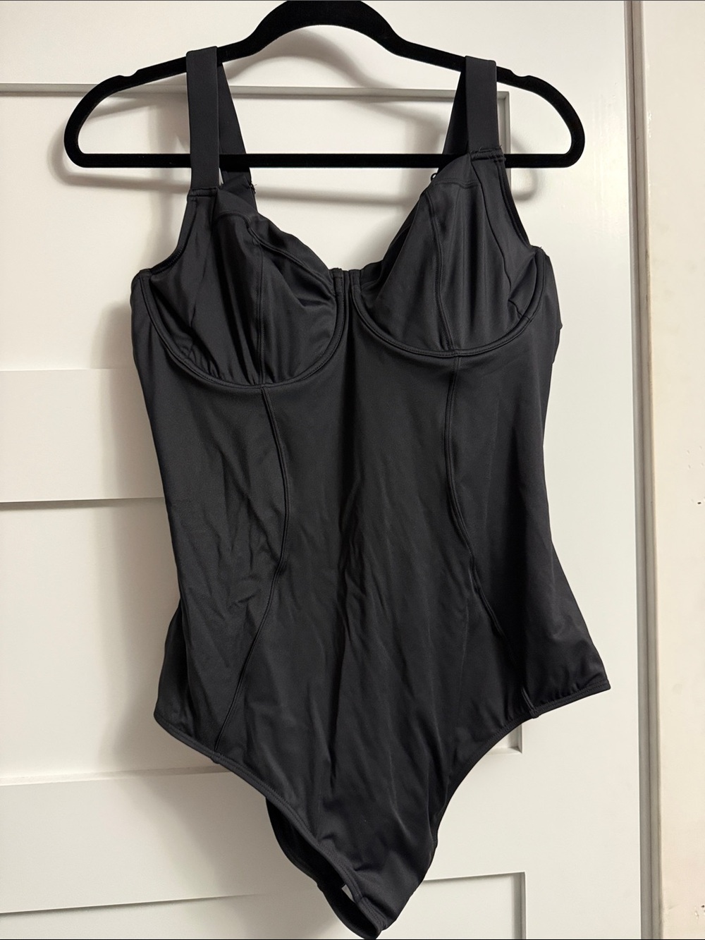 TA3 Lifty 2x B/C cup  Black Underwire One-Piece swimsuit